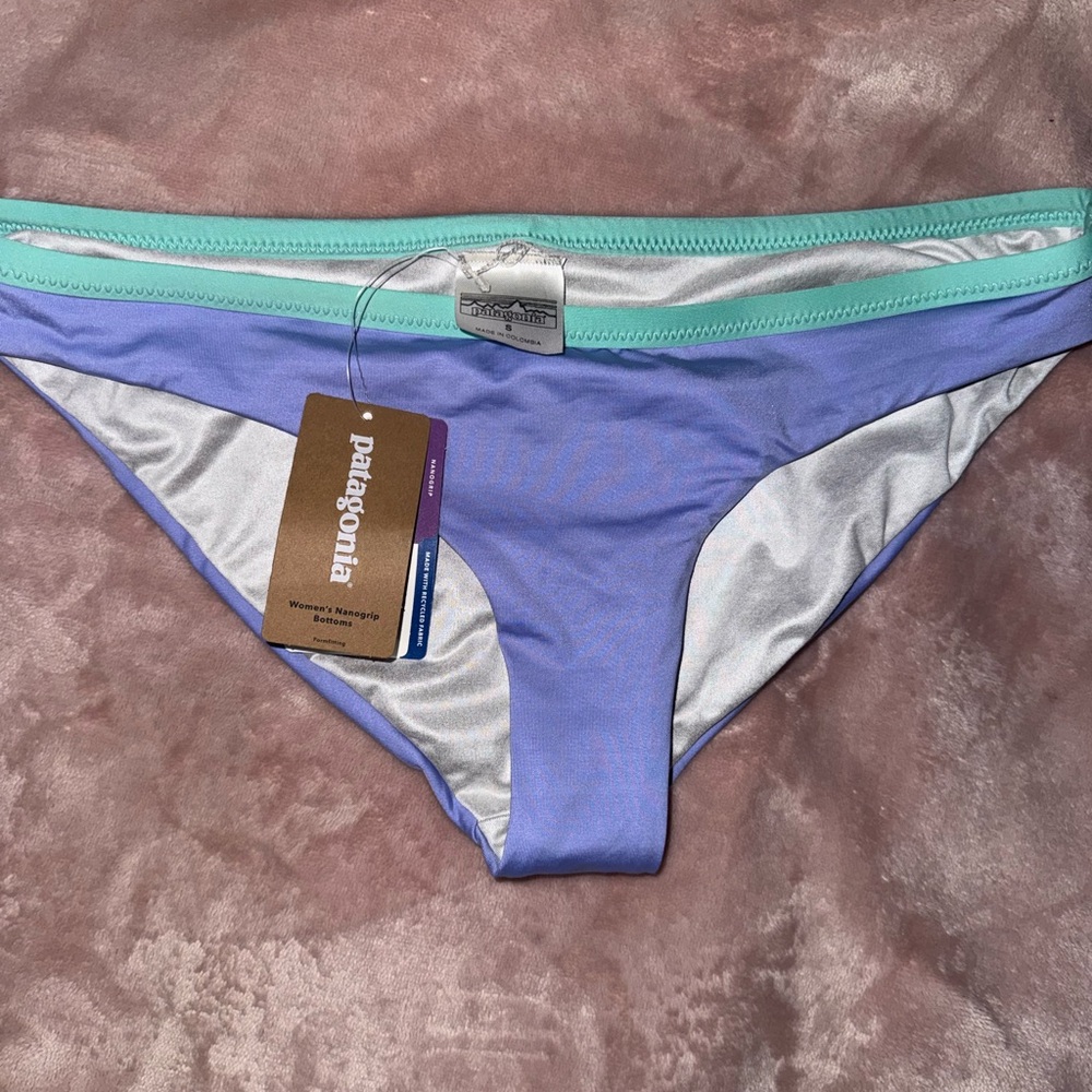 Patagonia Women's Bottom - Lavender and Aqua